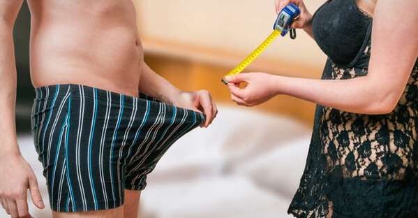Misurazione del pene con centimetro