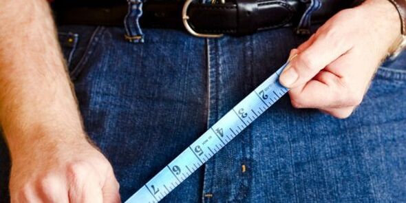 Se la dimensione del pene è piccola, un uomo può utilizzare una pompa a vuoto